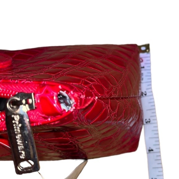 SOLD -  Red primeware insulated wine clutch without corkscrew, can be lunch bag - Picture 12 of 12